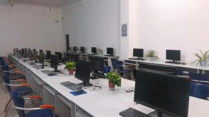 河南省“刷脸入馆” 郑州科技学院图书馆信息化迈上新台阶